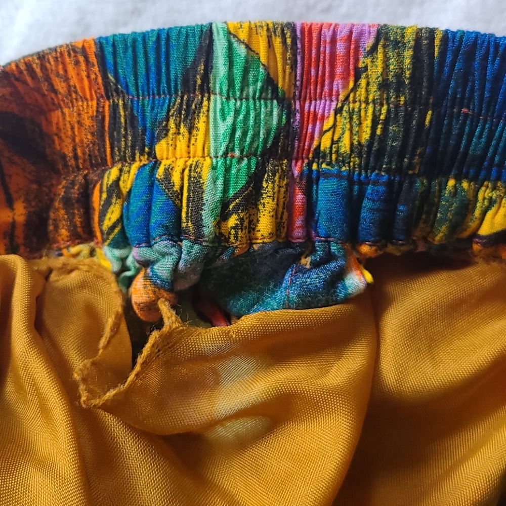 Vintage Floral skirt - Picture 3 of 4